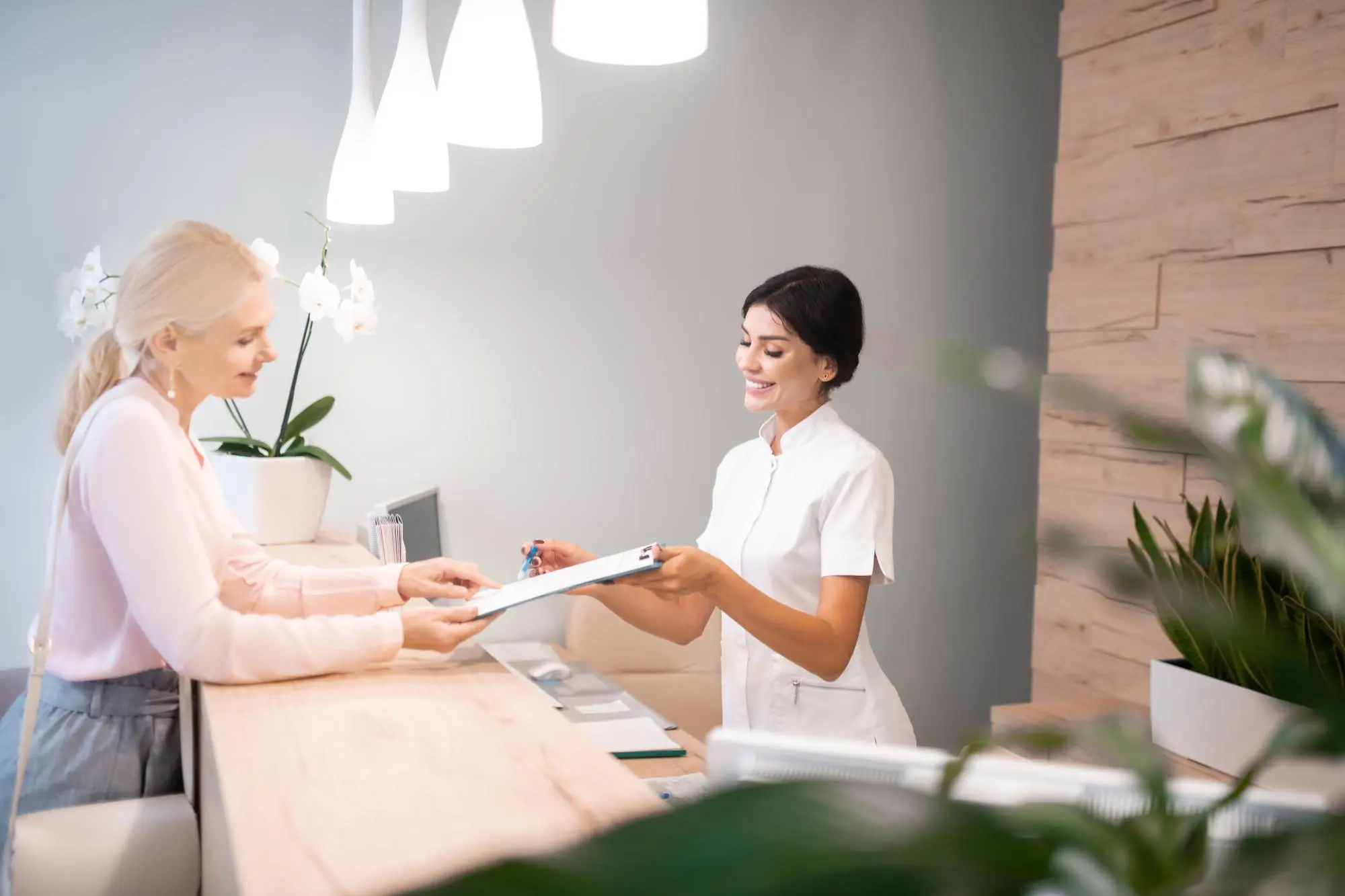 How To Improve Patient Experience: 12 Tips For Private Clinics